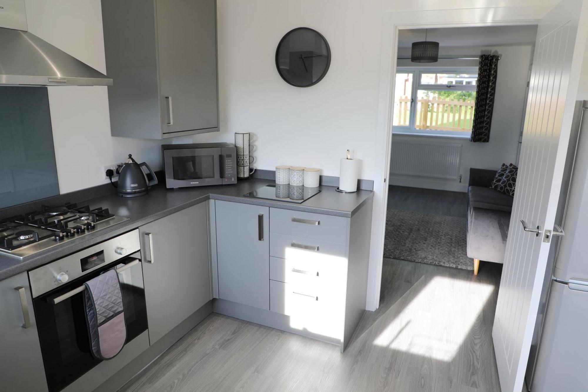 Modern, Two Double Bedroom House With Free Parking Чепстоу Екстер'єр фото